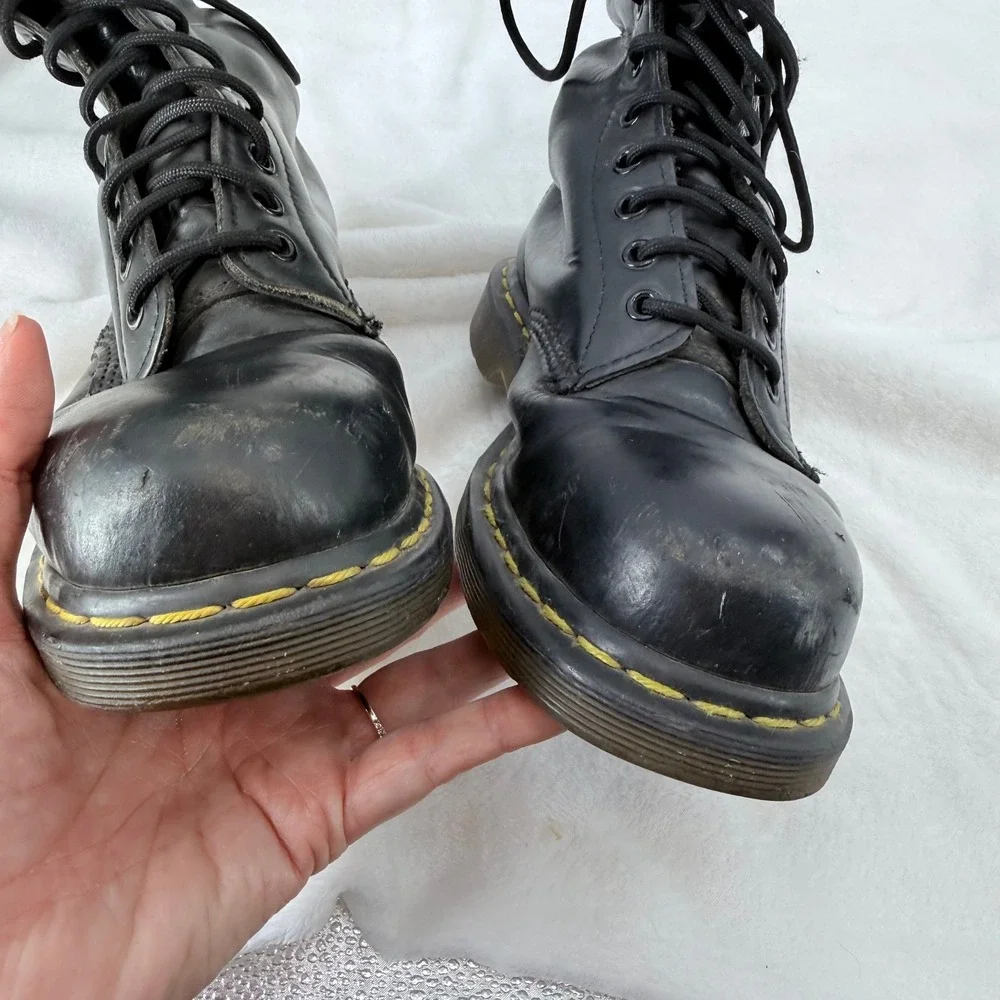 Dr Martens 1490 Black Leather 14 Eye Hole Combat Boots US Men 7 Women‎ 8 UK 6